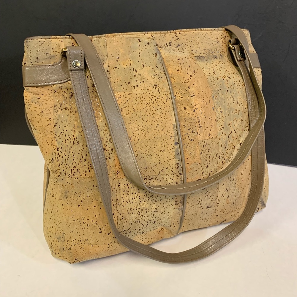 ELAN Natural Cork shoulder bag